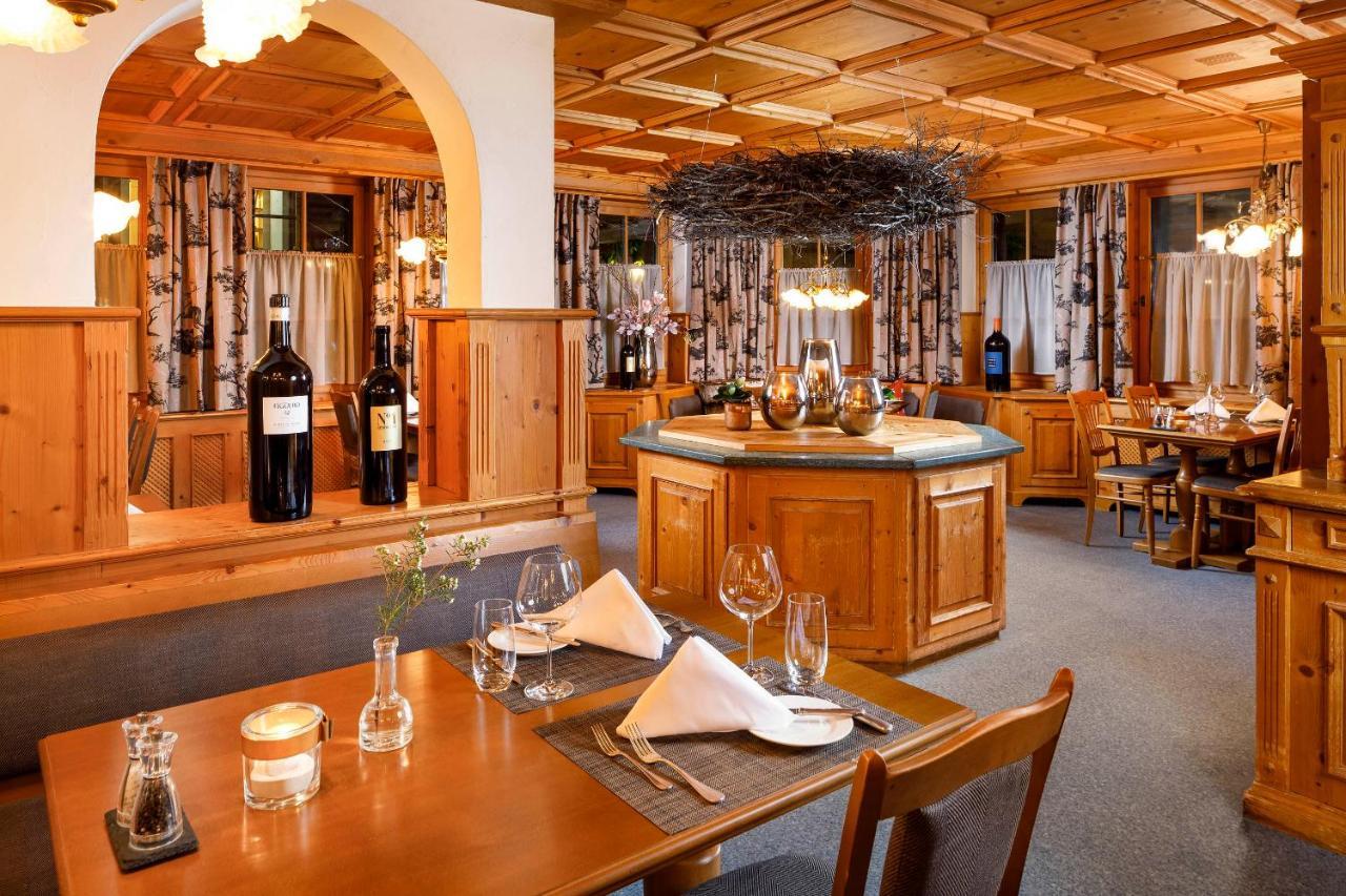 Hirschen Guesthouse - Village Hotel Вильдхаус Экстерьер фото